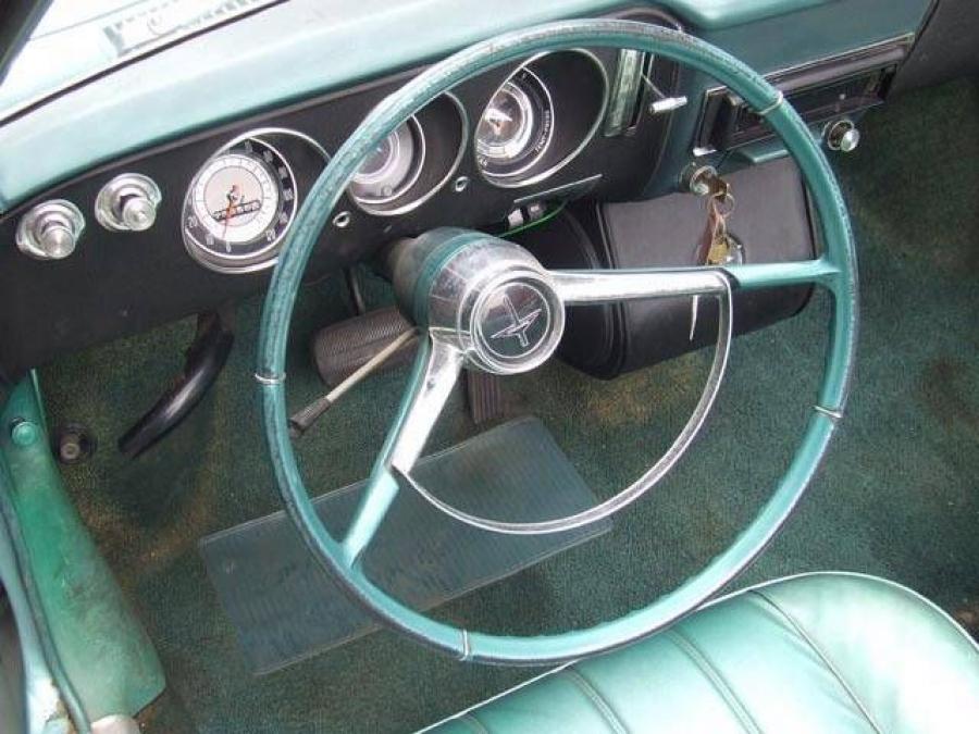  Chevrolet Corvair Convertible 1966 года  (фото 20 из 25)